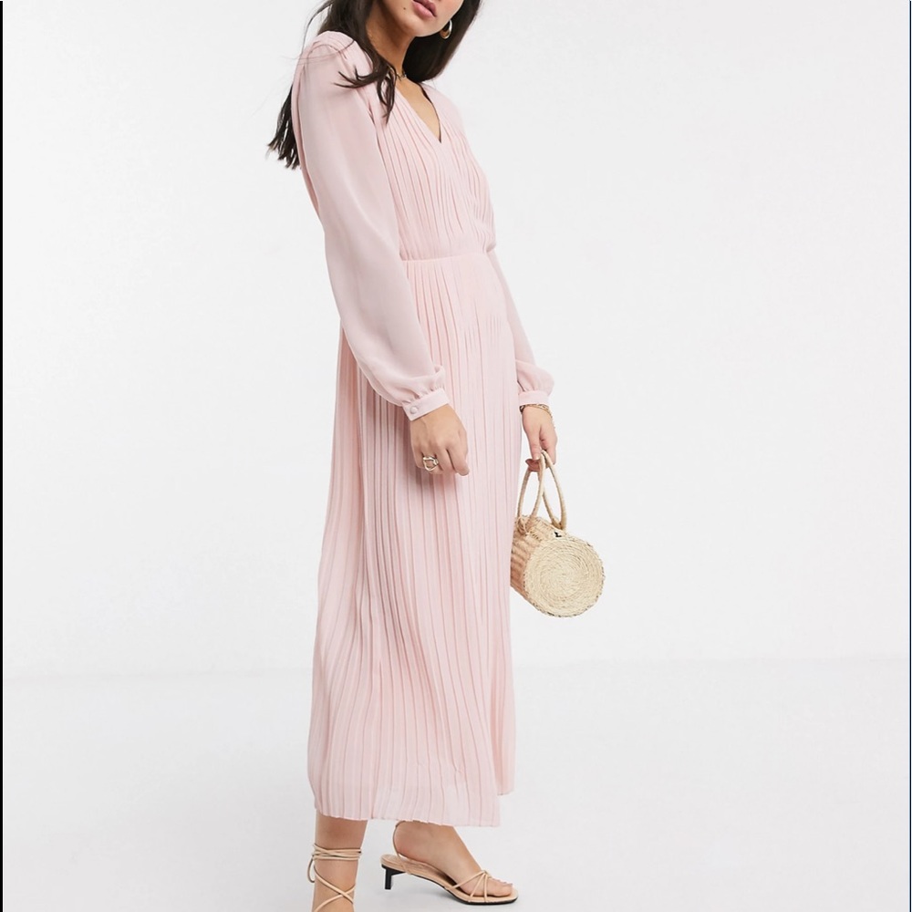 Warehouse pleated maxi dress in pink size 8